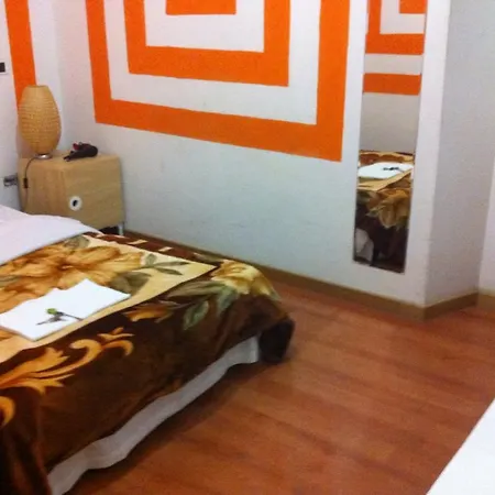 Konukevi Marghera House 3*