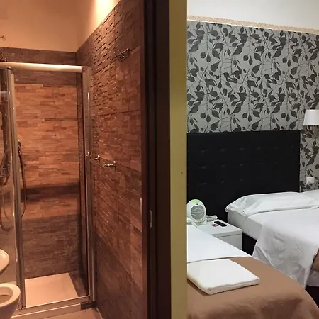 Konukevi Marghera House 3*